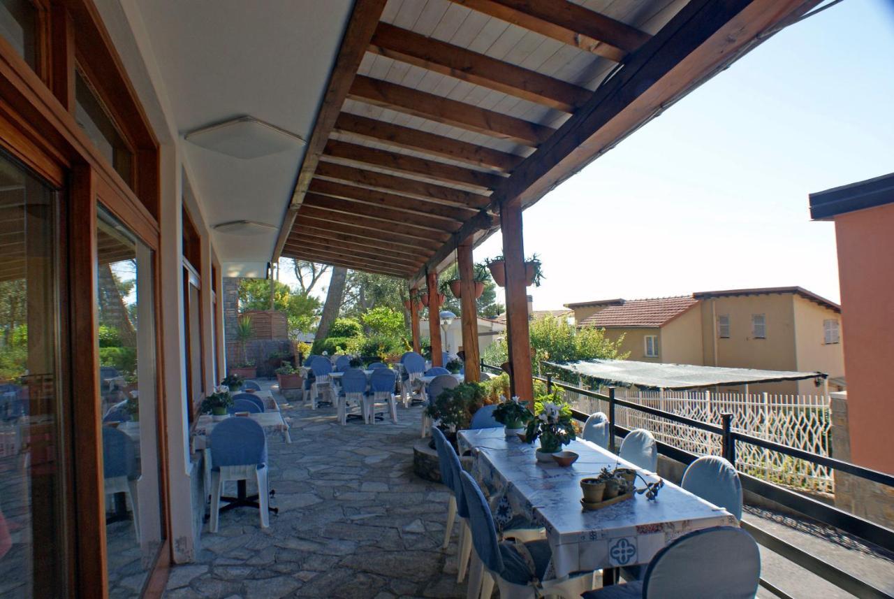Albergo La Pineta Andora Ngoại thất bức ảnh