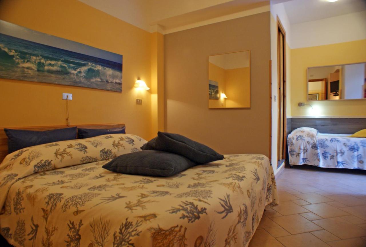 Albergo La Pineta Andora Phòng bức ảnh